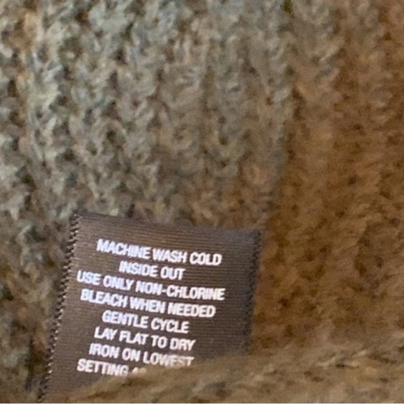 𝅺NWT Olive Green Crew Neck Pullover Sweater Womens Sz 1x - Picture 10 of 10